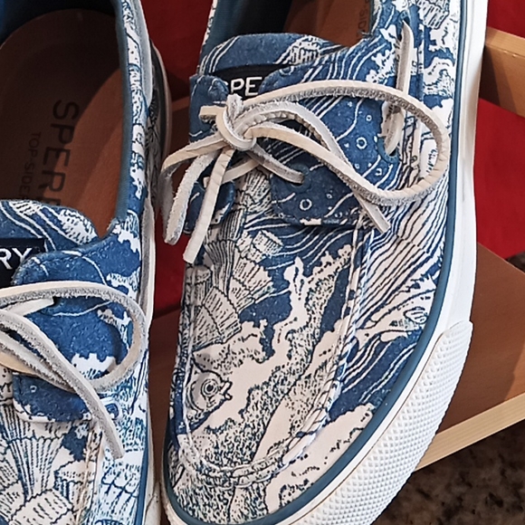 SPERRY Top Sider Men's Bahama Coral Print. Blue & White. Boat Shoes. Size 8. - Picture 5 of 16